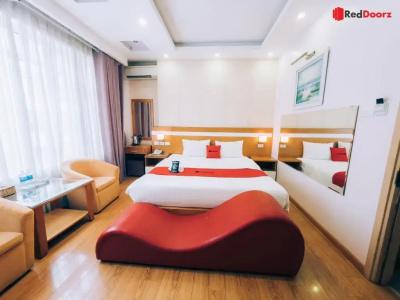 Reddoorz Plus Near Cau Giay Park - 69