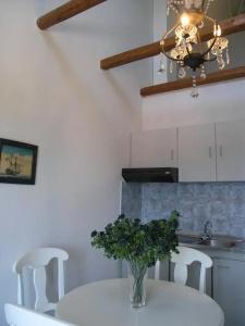 Agnantia Bed & Breakfast - 107
