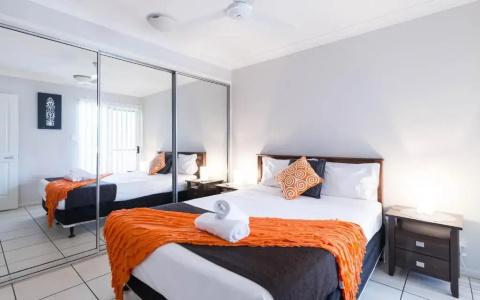 Cairns City - 84