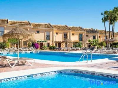 Ramada & Suites by Wyndham Costa del Sol Fuengirola - 73
