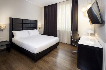 Holiday Inn Genoa City, An Ihg - 30