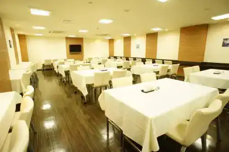 Kobe Plaza - 19