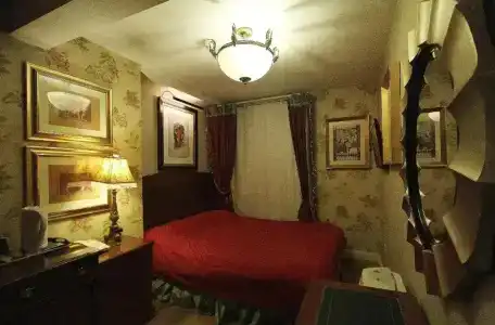 Opulence Boutique and Spa - 20