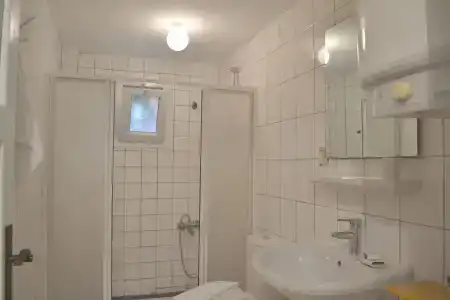 Su - 8