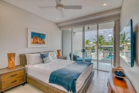 Coconut Grove - 71