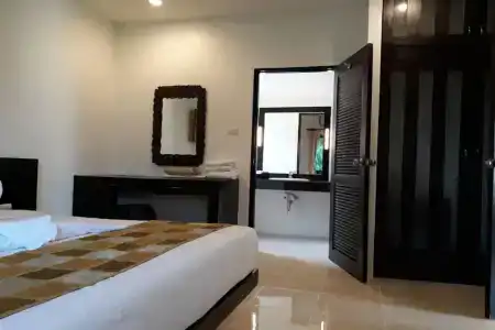 Capital o75345 Praewa Villas Naiyang Phuket - 4