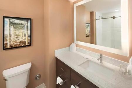 TownePlace Suites by Marriott San Diego Downtown - 55