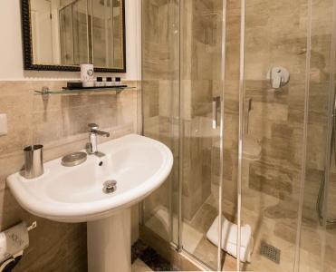 Minerva Relais - 76