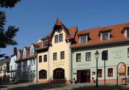 Zur Alten Schmiede - 15