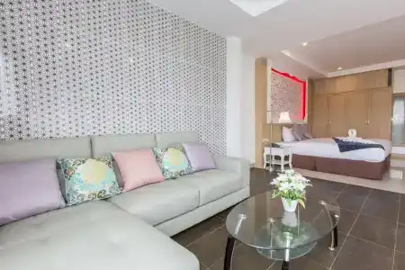 Triple Three Patong - 40