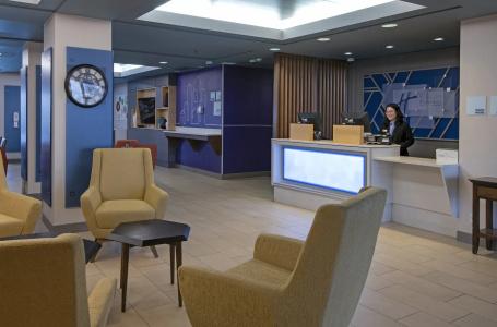 Rodeway Inn & Suites - 39