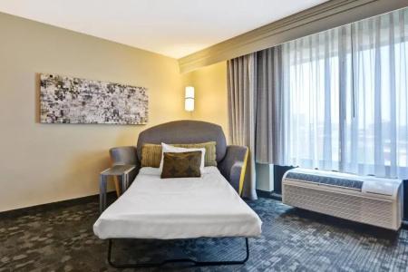 Courtyard by Marriott at Old Town - 47