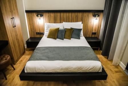 Luxir - 4