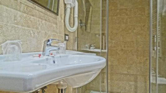 Vaticano Royal Suite Guest House - 13