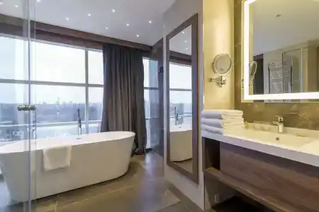 Sheraton - 103