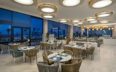 Hilton Skanes Beach - 33