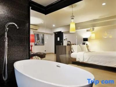 Diary Suite - 37