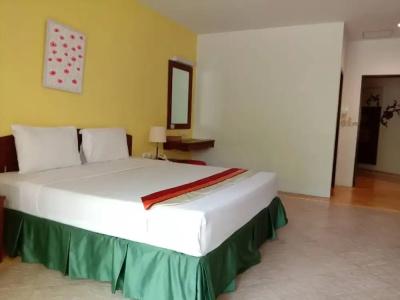Golden Pine Beach Resort - 19