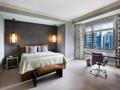 Fairmont Chicago Millennium Park - 6