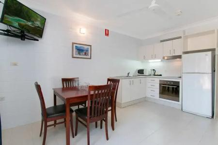 Cairns City Palms - 90