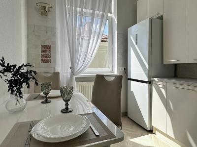 Apartment on Shota Rustaveli - 17