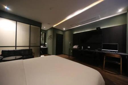 Beomil Brown Dot - 102