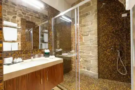 Donati Luxury Tower Suites - 111