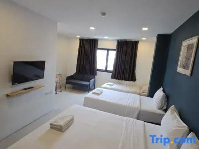 Sleepstation at Pratunam - 246