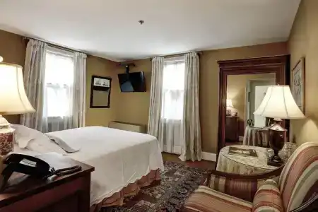 200 South Street Inn - 25