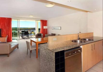 Pelican Waters - 28