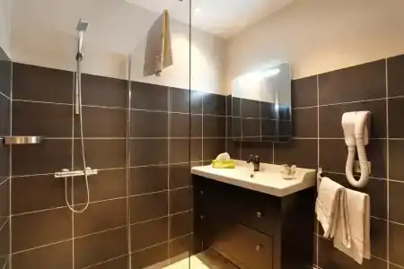 Hôtel Le Roncevaux - 33