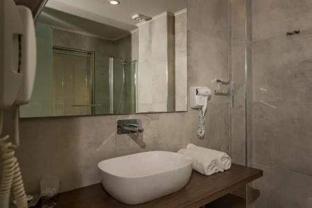 Alexandra Beach Resort & Spa - 64
