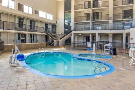 Clarion Inn - 16