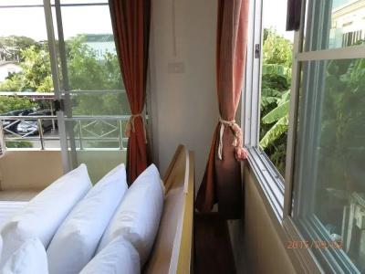 Sandy Serviced Apartment - 42
