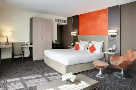 Best Western Premier de La Poste & Spa - 38