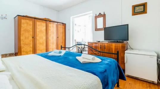 Home Sweet Home - 103