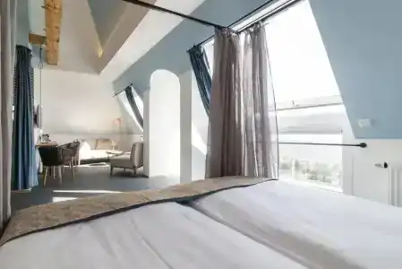 Schöne Aussicht - 100