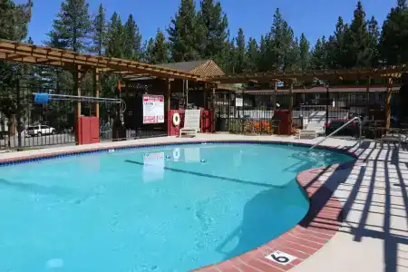 Bluelake Inn @ Heavenly Village - 8