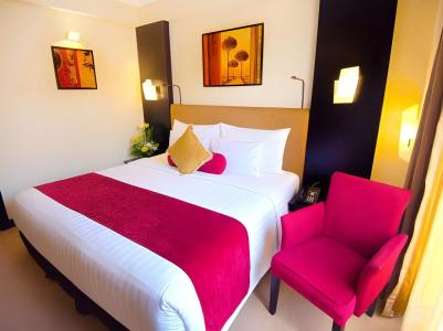 Sterlings Mac & Suites - 18