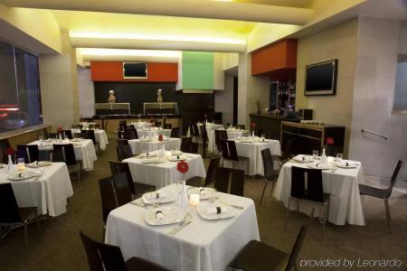 Four Points by Sheraton Mexico City Colonia Roma - 25