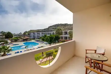 Lardos Bay - 46