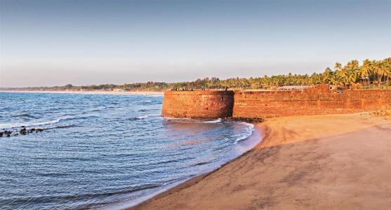 Calangute Beach Resort - 4