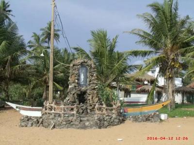 OYO 459 Barasti Beach Resort - 8