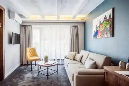 Nomad Luxury Suites - 4