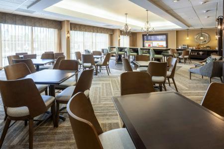Hampton Inn West - 29