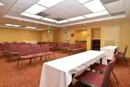 Comfort Inn 290/Nw - 16