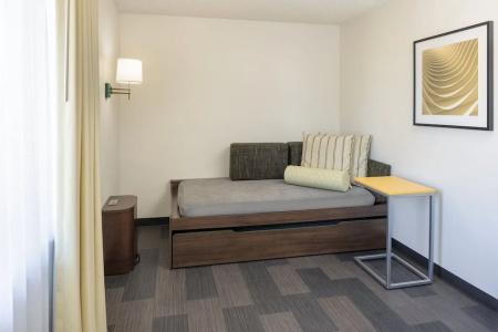 Holiday Inn, An Ihg - 175