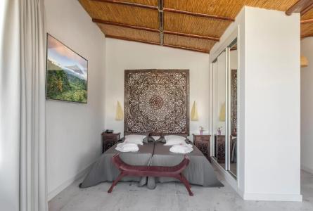 Essence Boutique by Don Paquito - 1