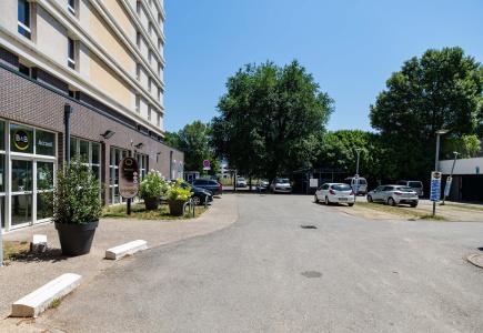 b&b hôTel Grenoble Centre Alpexpo - 0
