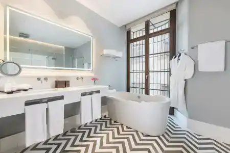Palacio Solecio, a Small Luxury of the World - 87